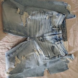 AE Cuteout Jeans